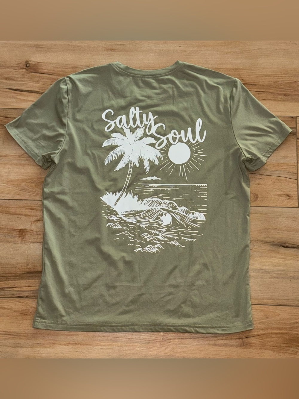 Salty Soul Beach Olive Green Graphic Tee Buttersoft Luxe Women’s Small Oversize